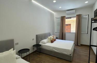 Casa Bedda - INTERA CASA CON 3 CAMERE CON BAGNO PRIVATO, ARIA CONDIZIONATA E NO ZTL/ENTIRE APARTMENT WITH 3 BEDROOMS WITH PRIVATE BATHROOM, AIRCON AND NO LTZ - Foto 21