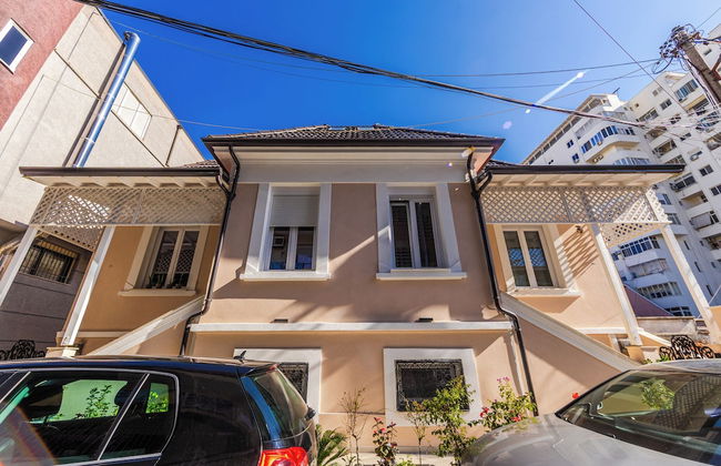 Authentic Villa Apartment - Photo 26