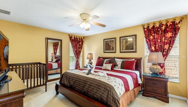 Spacious And Relaxing Home With South Facing Pool 6 Bedroom Home by RedAwning - Foto 2, Habitación