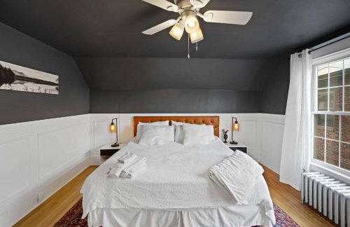 4-Bedroom Downtown Main St , great location! - Foto 3