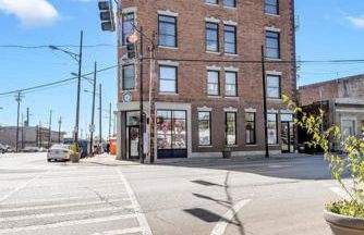 3 Bdrm 3 Full Bath Tower View walk up - Foto 27