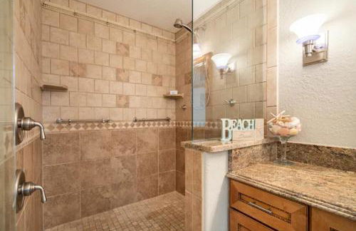 Beach SUN Sation Upscale Oceanfront Corner Unit - Foto 22