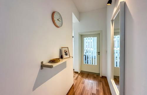 R und S Apartments Stylische Wohnung I Küche I Parkplatz I Smart TV - Photo 25