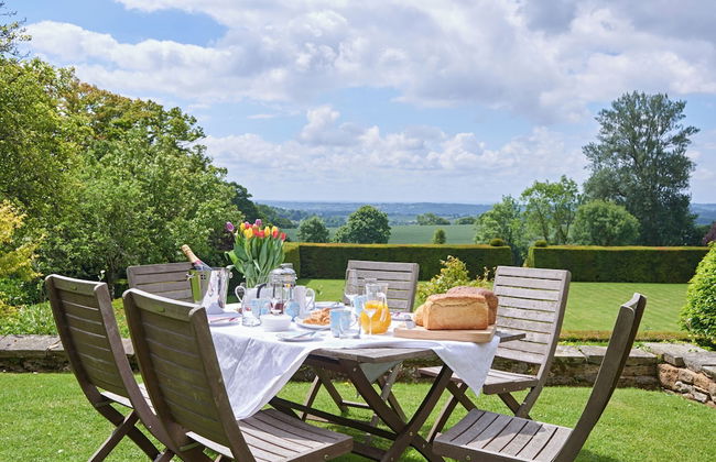 Drakestone House Manor With Breathtaking Cotswolds Views - Photo 36