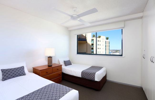 Peninsular Beachfront Resort - Photo 6