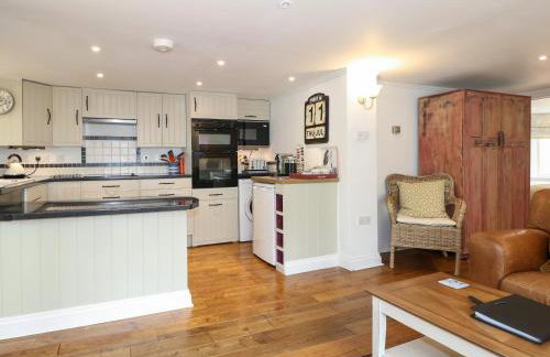 Woodend Annexe - Photo 11