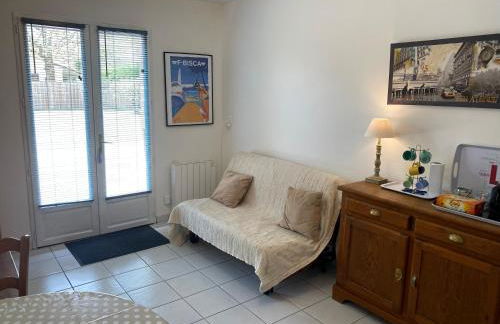 Beau T2 proche plages , commodités - Foto 8