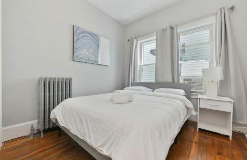The Maverick Downstairs - Lux Apartment - Free Parking - 2 Miles From Airport & Downtown Boston - Foto 9
