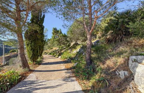 5 Bedroom Awesome Home In Tárbena - Foto 17