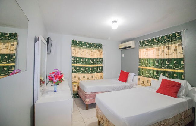 9 bed Villa Montego 10 Minute Walk to the Beach - Foto 18