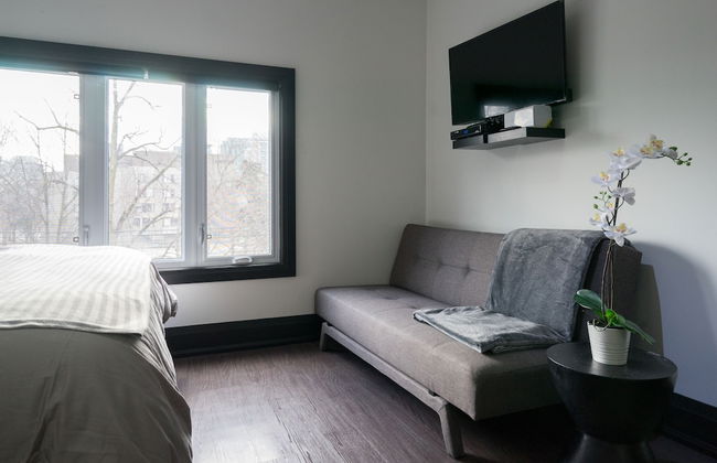 Applewood Suites - Queen West Studio - Photo 14