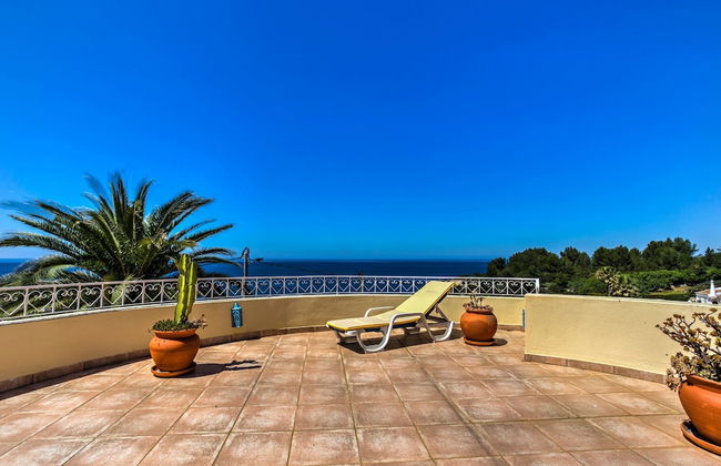 Silver Beautiful 4 Bedroom Vila Just Steps TO TH - Foto 10