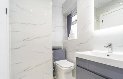 New Modern Stylish Villa Near City Centre Birmingham, with outdoor Hot Tub - Foto 13