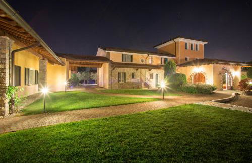 Garda Hill Boutique Apartments with Panoramic Pools e Agriturismo - Foto 21