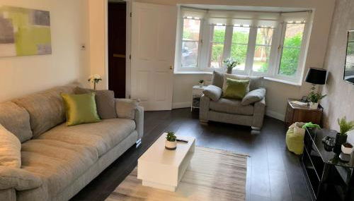 Spacious and amazing 4 bedroom detached house - Foto 1