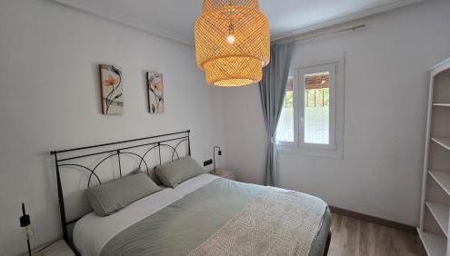 Los Luises barrio de parking gratuito - Foto 2