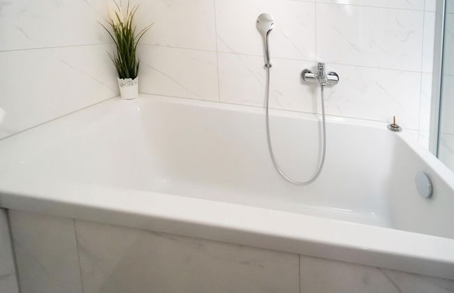 Cozy Holiday Home With Terrace and Garden - Foto 24