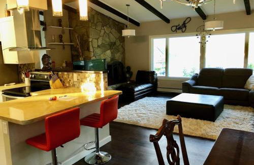 Hot Tub Stunning Mountain Views 2 kitchens 4 bedroom 2 bathroom - Foto 52