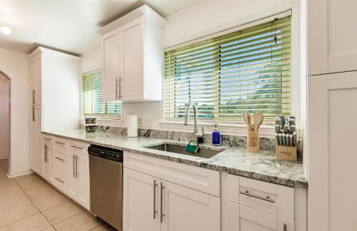 NEW! Dock Canal Family Home w/Pool & Gulf Access! - Foto 25