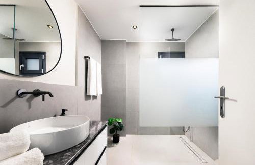 Limi Deluxe Sea View Suites - Private Pools - Foto 37