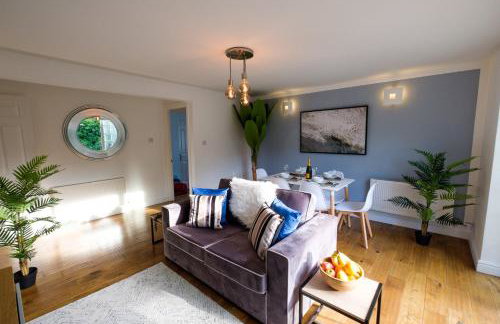 Riverwalk Apartment One - Photo 19