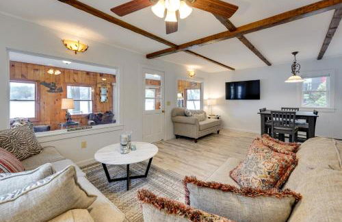 Lakefront Cabin with Panoramic Water View and Access - Foto 3