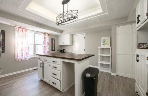 Spacious Duplex Home in Downtown Indy-Family Friendly - Foto 16