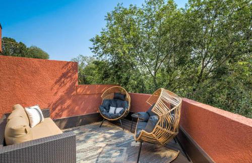 Sunstone Mesa Luxe Broadmoor Getaway w Hot Tub - Foto 50