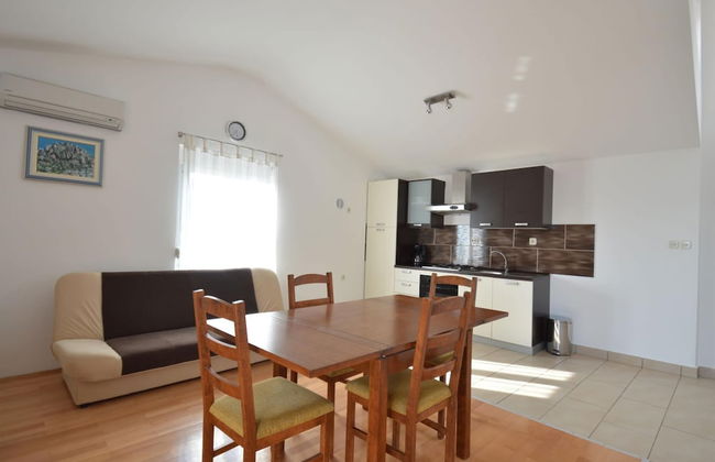 Capacious Holiday Home in Maslenica - Foto 19