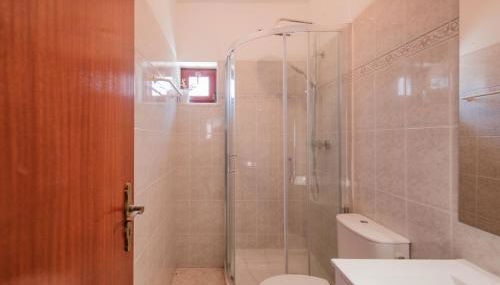 Zambujeira do Mar 4-Bed House Perfect for Families & Friends - Foto 5