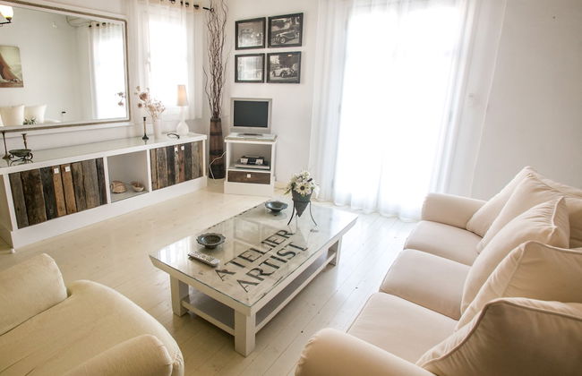 Tholaria Boutique Hotel - Photo 48