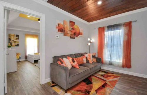 Central Yellow Gem: Cozy Views & Proximity - Foto 14