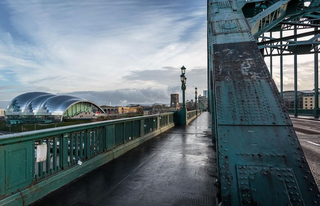 Luxury Central Newcastle Apartment 20 - Photo 22