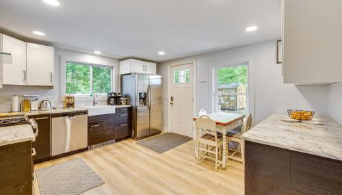 Steps to Saco River Outdoor Rec Hub in White Mtns - Foto 2