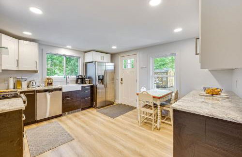 Steps to Saco River Outdoor Rec Hub in White Mtns - Foto 2