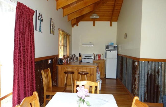 Sanctuary Park Cottages - Photo 31