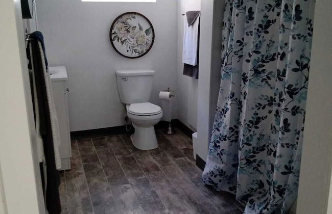 Toronto Furnished Living- Niagara Falls - Photo 9