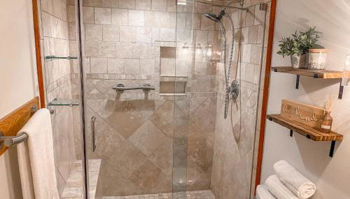 Ski-In Ski-out Luxury Condo with Hot Tub and pools - Foto 5