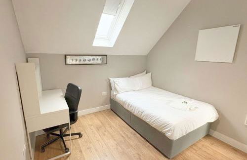 Four Bedroom Apartment in Fantastic Location - Foto 5