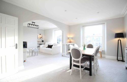 Beautiful Top Floor Clifton Apartment - Foto 7