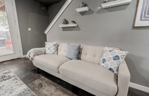 Austin Retreat Hot Tub and Relaxing Patio - Foto 11