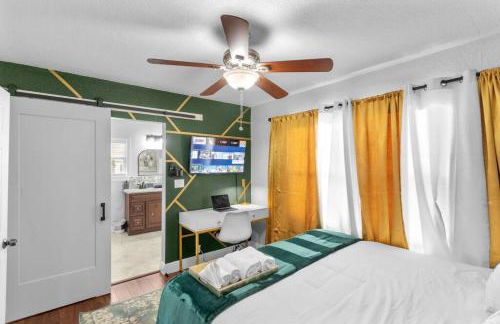 King bd Charming 2-Storey Cottage w PrivateYard - Foto 15