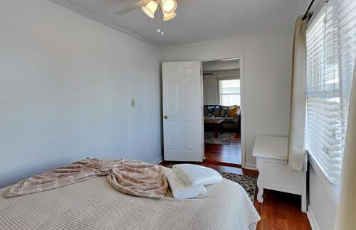 Good Vibrations - Photo 26