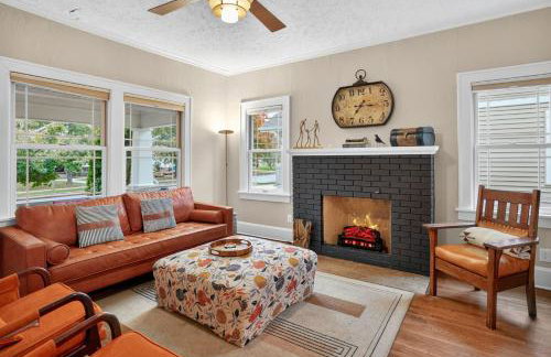 The Cherry St House|Dog Friendly |Sleeps 10 |Near MSU - Foto 31