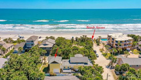 Dog Friendly Loft STEPS from Beach with Gas Barbecue Grill and Upstairs Deck! - Foto 2