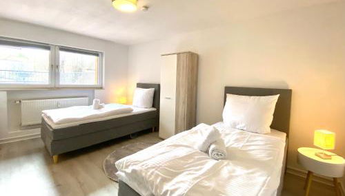 Gemütliche Unterkünfte für längeren Aufenthalt und Monteure inkl Balkon, Waschmaschine, WiFi, Küche und Parkplatz - Foto 4