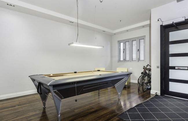 Studios on King - Photo 26