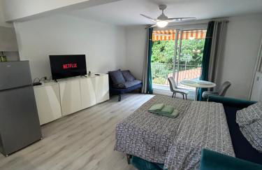 Grand Studio Lumineux et Fonctionnel 4 couchages Gare routière - Foto 1