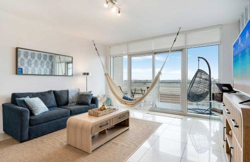 Palm Place Heart of Miami with Parking Pool and Gym - Foto 1