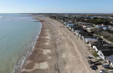 Driftwood Beach House - Photo 23